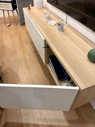 Mueble TV BESTA IKEA 180x42x38cm