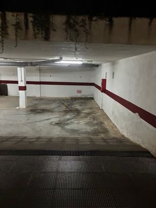 Cochera garaje en plaza Leonardo vinci Las Gabias