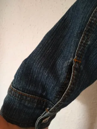 Chaqueta vaquera corte medio