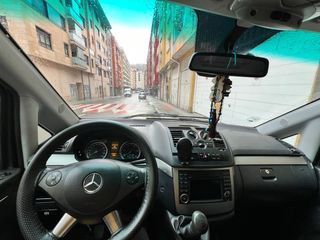 Mercedes-Benz Vito 2011