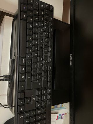 Ordenador de sobremesa HP Negro