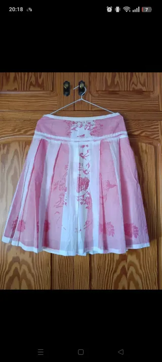 Falda Massimo Dutti raso rosa y blanco