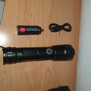 2 Linternas LED recargables potentes