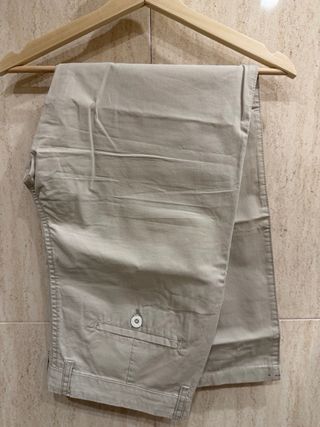 Pantalón chino hombre beige