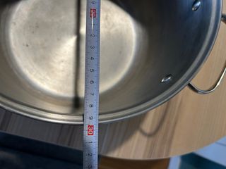 Olla metálica 15L con tapa