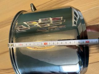 Olla metálica 15L con tapa