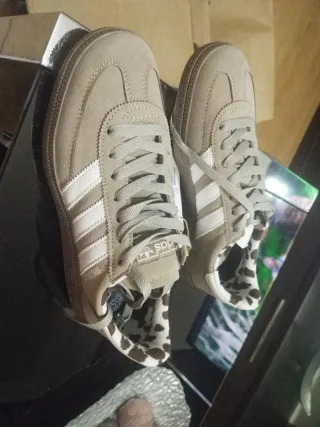 Zapatillas Adidas Spezial Beige Talla 39 1/3