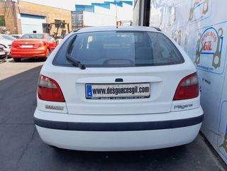 Centralita motor 8200057151 renault megane 1123493