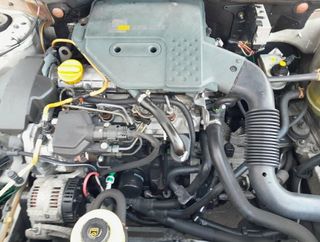 Centralita motor 8200057151 renault megane 1123493