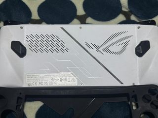 Console portatile ASUS ROG Ally Z1 Extreme Bianca