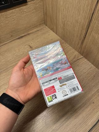 Pokemon Escudo + pase de expansión precintado