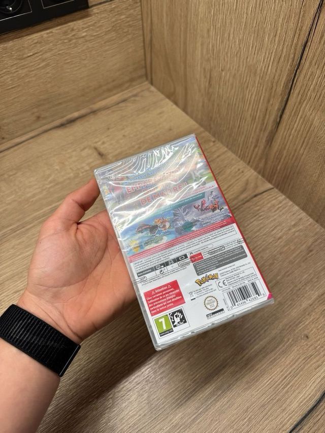 Pokemon Escudo + pase de expansión precintado