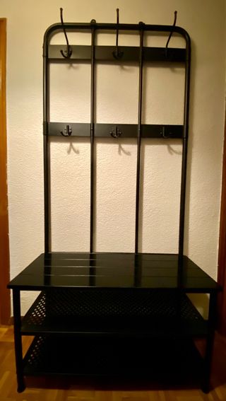 Perchero Ikea con asiento negro