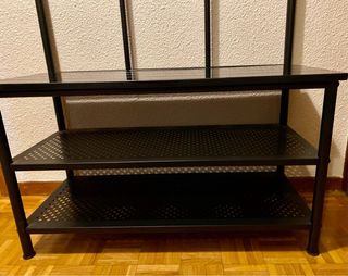 Perchero Ikea con asiento negro