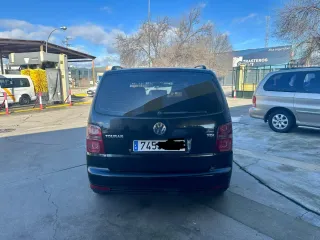 Volkswagen Touran 2009 /7plaza