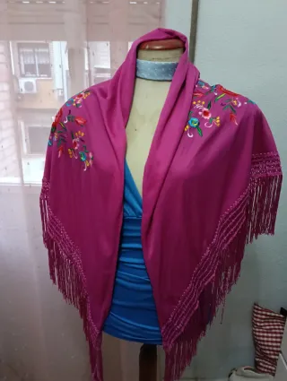 Mantoncillo Flamenco Bordado Flecos