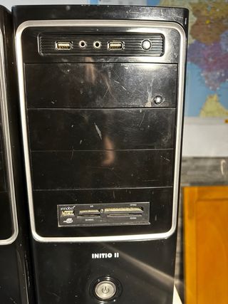 4 Torres Ordenador Sobremesa Negras