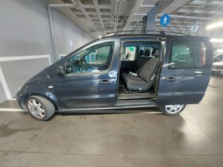 Mercedes-Benz Vaneo 2004