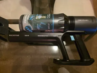 Aspiradora escoba Cecotec sin cable