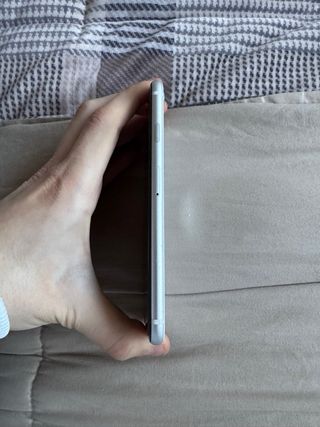 iPhone SE (2ª gen) - Condizioni Estetiche Perfette