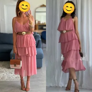 Vestido midi plisado rosa