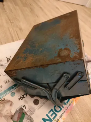 Caja de herramientas metálica azul MARGALVIL