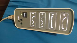 Cama articulada hospitalaria