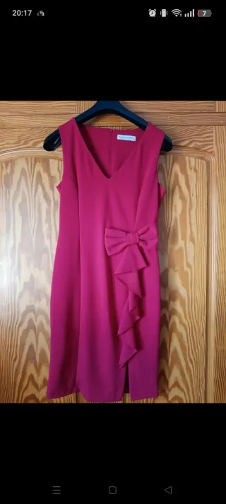 Vestido rojo fiesta lazo y abertura