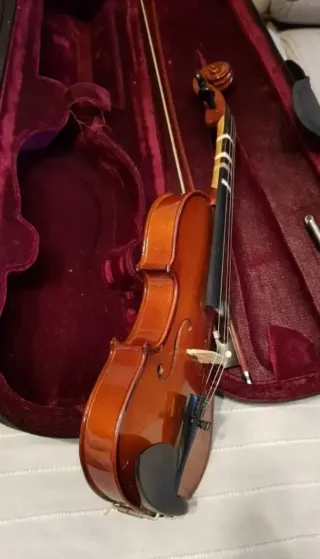 Violín 1/4 Stingl-Höfner AS-060-V con estuche