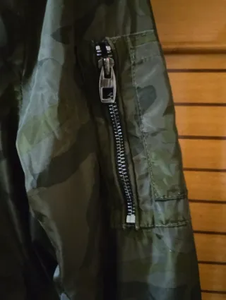 Cazadora Zara Hombre Camuflaje