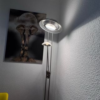 Lámpara de pie moderna metal y cristal