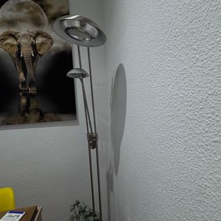 Lámpara de pie moderna metal y cristal