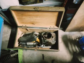 Arcón de recambios Montesa Motocross