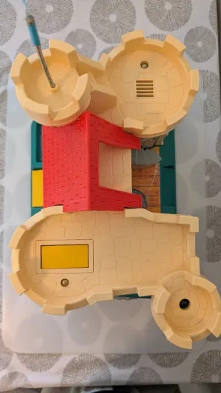 Fisher Price Little People vintage Castle 993
