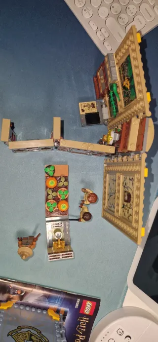 Lego de libro (clase de pociones)