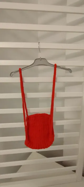 Bolso infantil tejido rojo