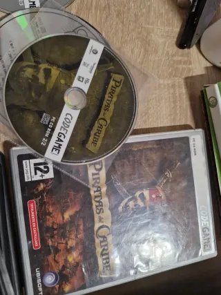 Lote 5 CDs PC: Panzers, NASCAR, Delta Force...