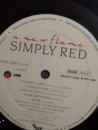 Simply Red - A New Flame Vinilo