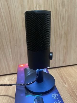 Micrófono jbl quantum stream