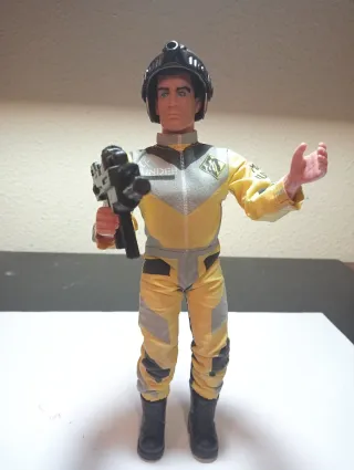 Max Thunder Famoman Famosa '90