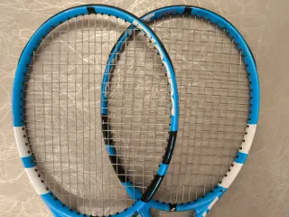 Dos raquetas de tenis Babolat
