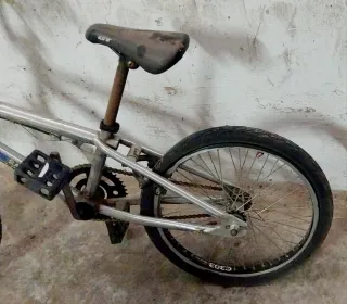 Bicicleta BMX GT Slammer Plata