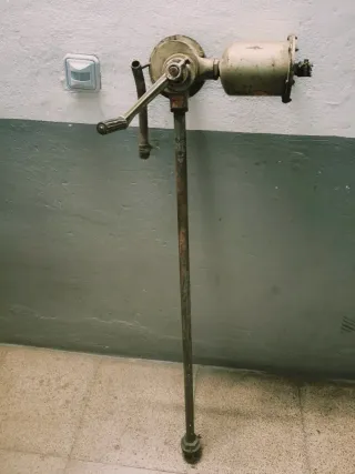 Bomba manual aceite fabrica montesa