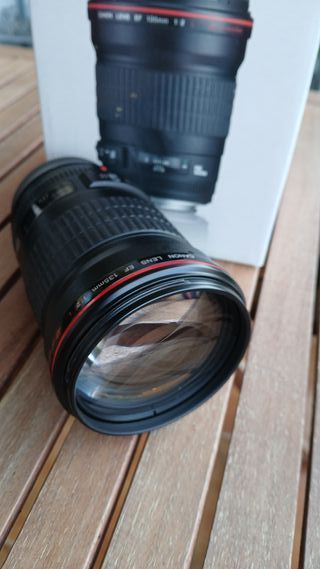 Canon EF 135mm f/2 L USM