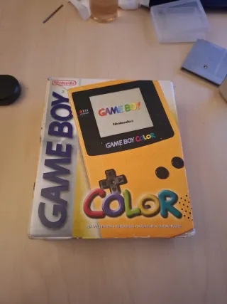Nintendo Game Boy Color Amarilla