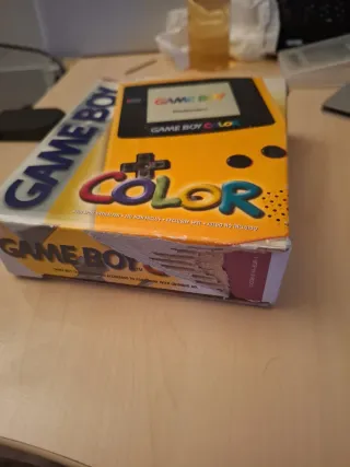 Nintendo Game Boy Color Amarilla