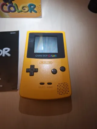 Nintendo Game Boy Color Amarilla