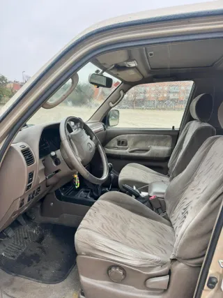 Toyota Land Cruiser 2001