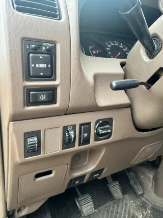 Toyota Land Cruiser 2001