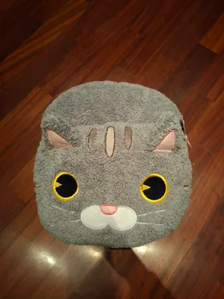 Scaldapiedi a forma di gatto grigio